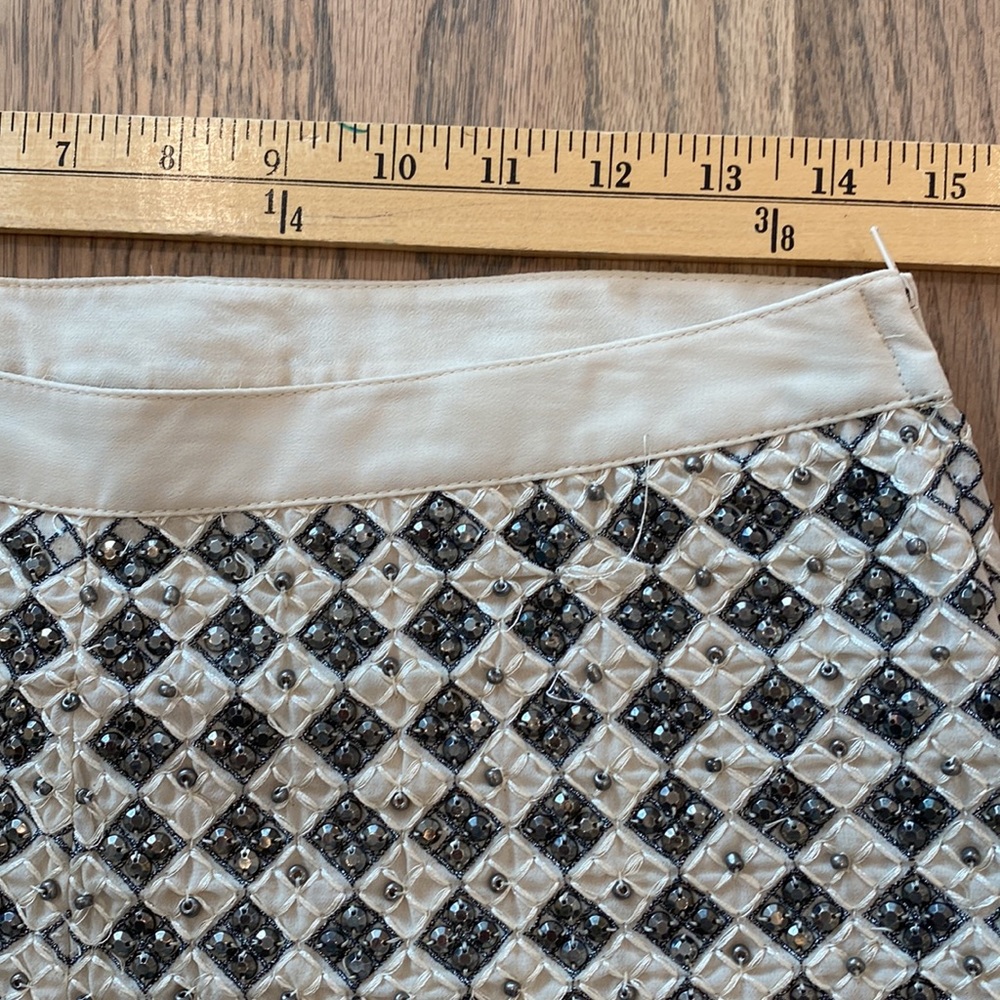 H&M Beaded Hot Shorts - Picture 3 of 7